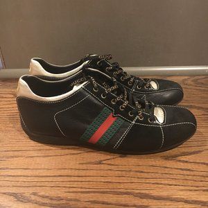 Like New GUCCI Men's Black Leather Sneakers